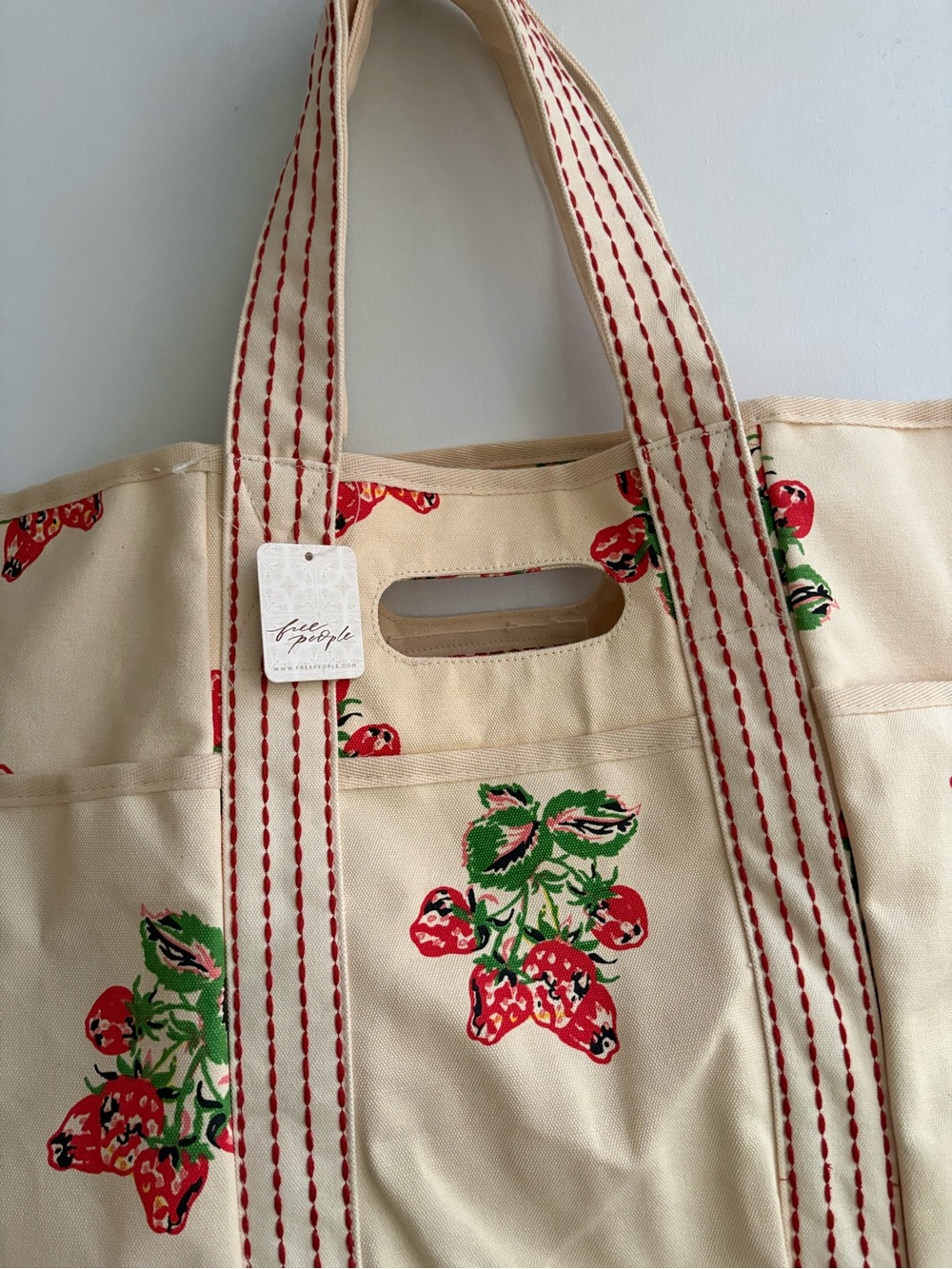 Free People Strawberry Caravan Canvas Tote ๐New with tags!!๐ฅ - Picture 15 of 16